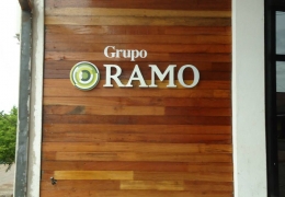 Letra em PVC Expandido
