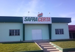 Fachada em ACM Adesivado