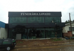Fachada em ACM + Revestimento em ACM e Letra Caixa em Inox